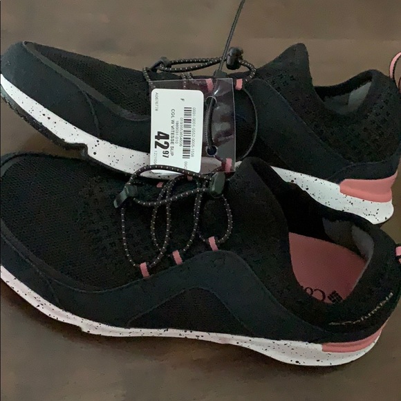 New Columbia women’s sneakers - Picture 5 of 6